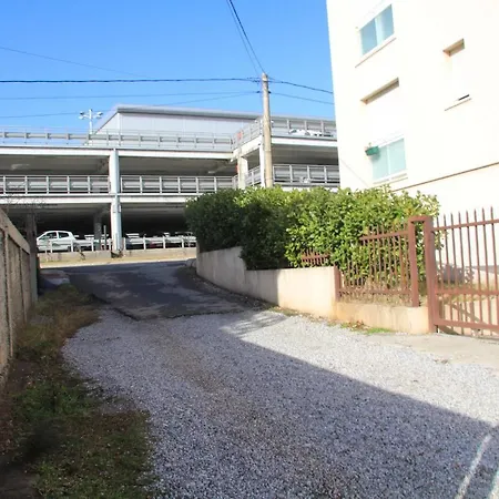 Private City Flat * פודגוריצה
