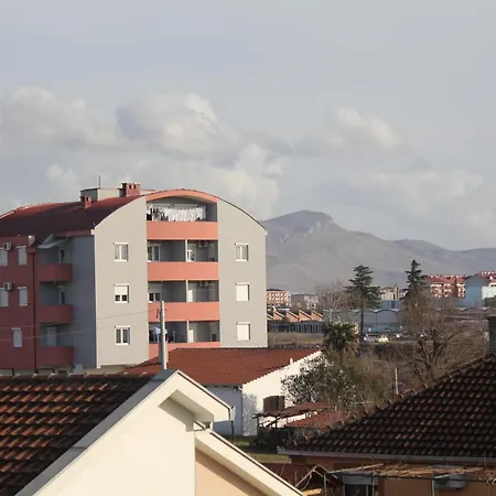Private City Flat Appartement Podgorica
